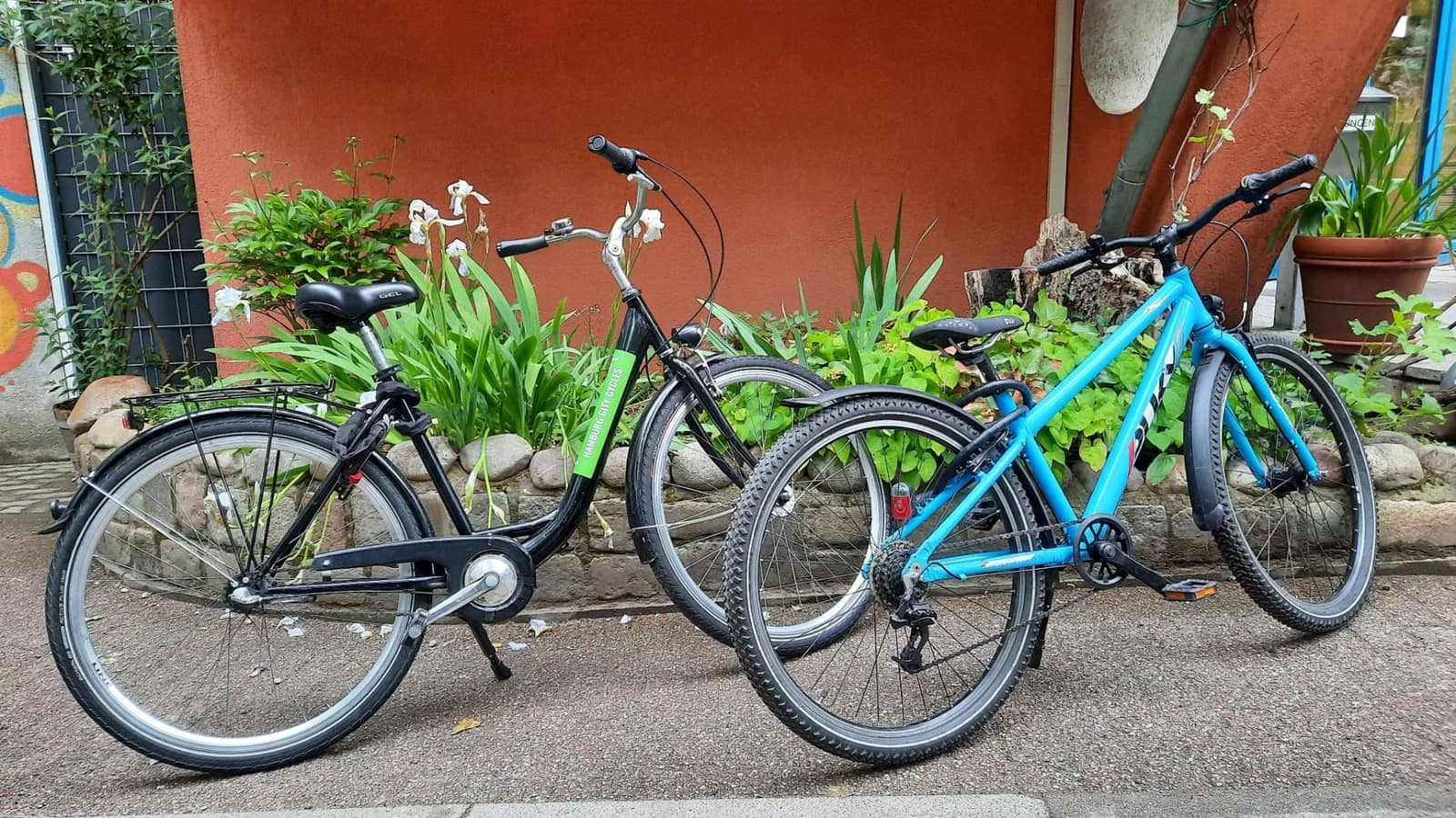 Erwachsenen- und Kinderfahrrad